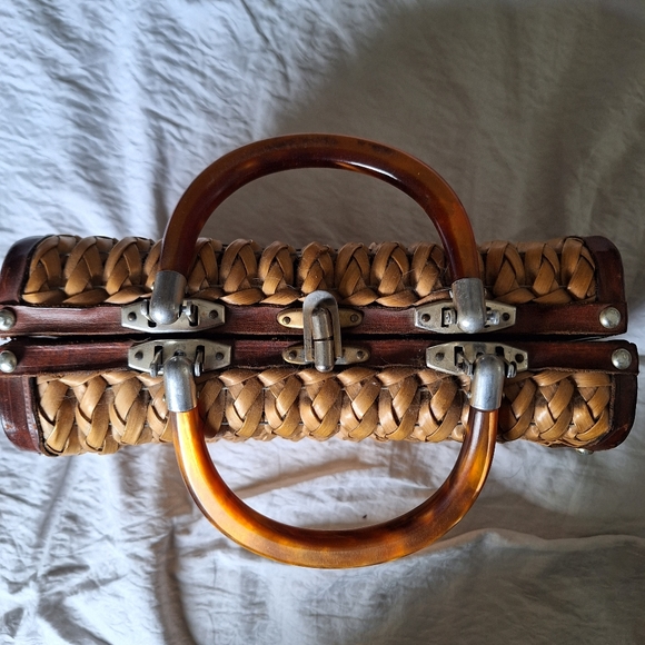 Rare Vintage wicker purse - Picture 5 of 6